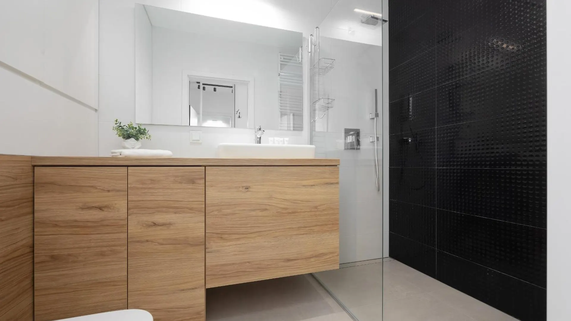 Industrial Apartment With Parking Fort Wola By Noclegi Renters Warsaw