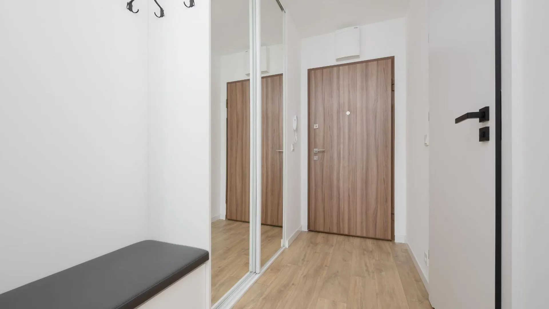 Industrial Apartment With Parking Fort Wola By Noclegi Renters Warsaw